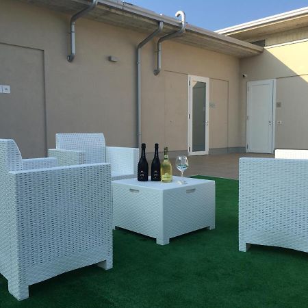 Terrazza Rooms Castrezatto Dış mekan fotoğraf